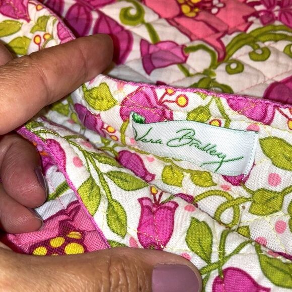 VERA BRADLEY Quilted Placemats Floral Pink Orange Green 17 x 12 inches Set of 2 - Picture 4 of 8